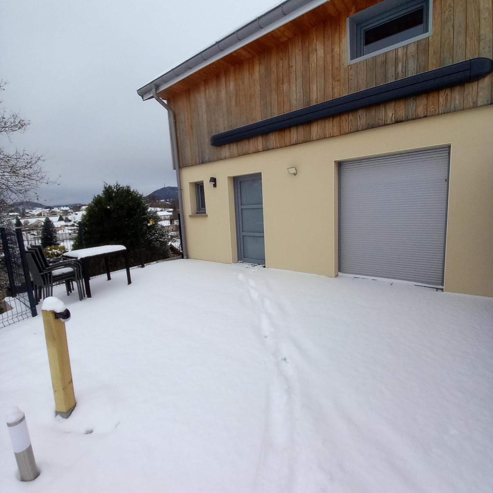 Chez Gigi Et Malou - Gite Brimbelle Champ-le-Duc Exteriör bild